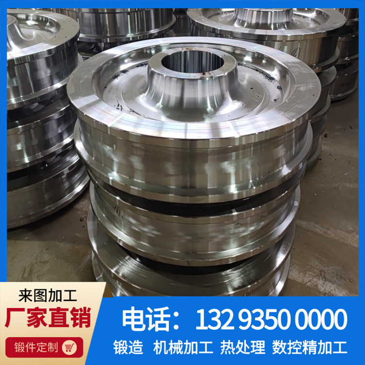 立磨铸件轮毂锻件.jpg
